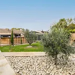 Vila Demeure En Pierre Avec Piscine Vertheuil-en-Médoc