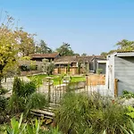 Demeure En Pierre Avec Piscine Vila *